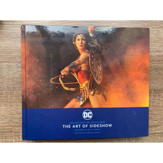 DC: Collecting the Multiverse: The Art of Sideshow - Art Book