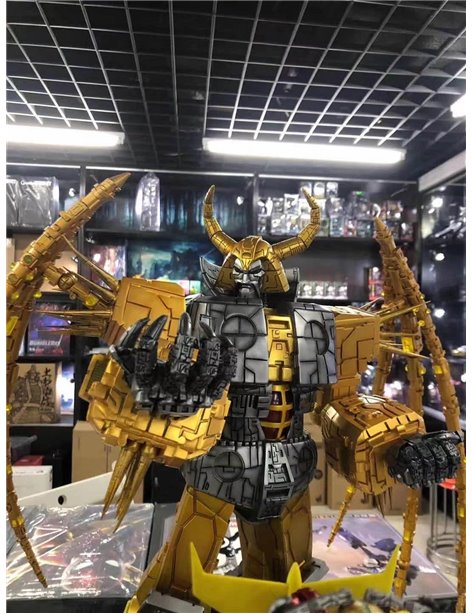 Soldier Story Hobby G1 Transformers, Unicron Table Lamp