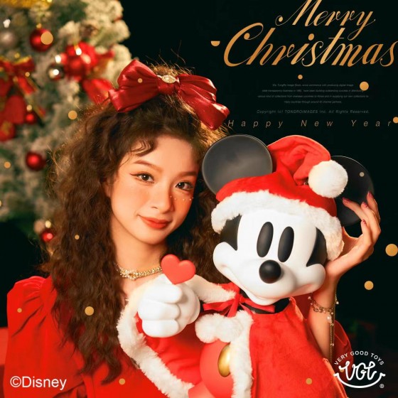 VGT Studio 800% EGO Mickey Christmas Limited Edition