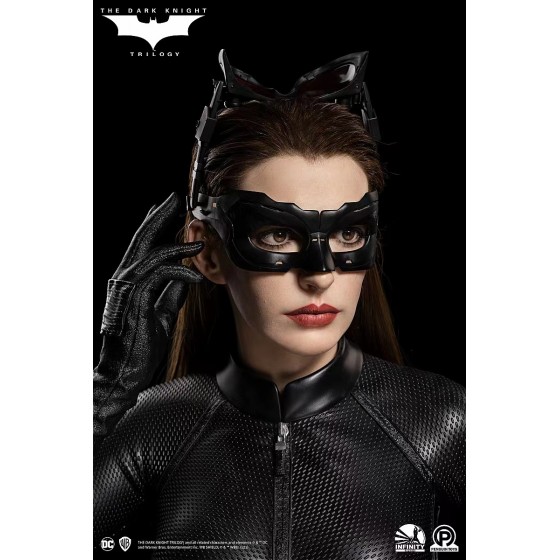 Infinity Studio x Penguin Toys The Dark Knight Rises - Catwoman Life-Size Bust