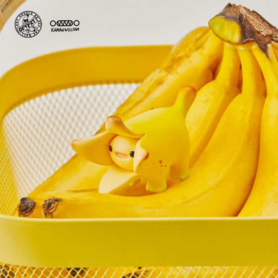 OFFART X Kamanwillam Bananaer Dog Vinyl Figure Mini Edition