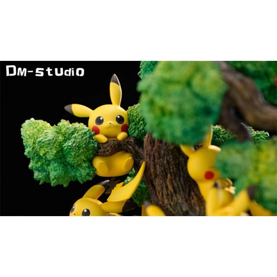 Small & Big Scale Pikachu Family - Pokemon Resin Statue - DM Studios  [Pre-Order]