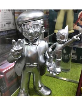 Tokyo Toys Osamu Tezuka & ASTRO BOY Silver Exclusive Vinyl Figure
